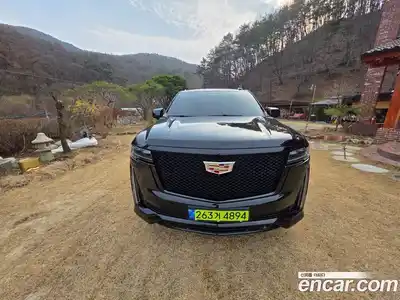 Cadillac Escalade 2023 6.2 гидро в Москве № 1015992, миниатюра 2