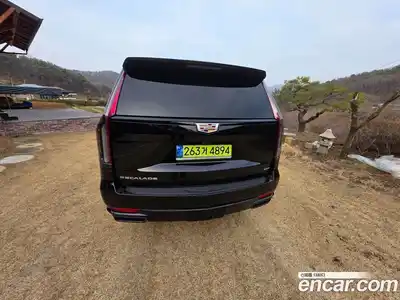 Cadillac Escalade 2023 6.2 гидро в Москве № 1015992, миниатюра 3