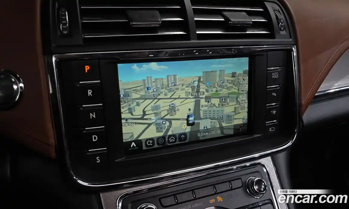 Lincoln Continental 2018 3.0 гидро в Москве № 1037698, фото 16