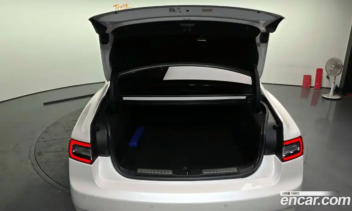 Lincoln Continental 2018 3.0 гидро в Москве № 1037698, фото 20