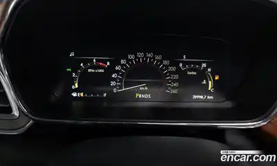 Lincoln Continental 2018 3.0 гидро в Москве № 1037698, миниатюра 8