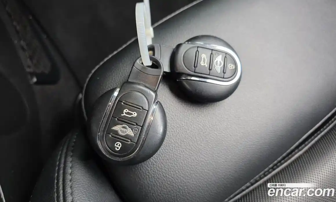 Mini Cooper 2014 1.5 гидро в Москве № 135555, фото 19