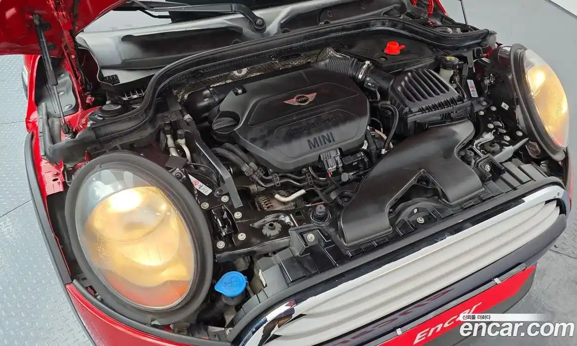 Mini Cooper 2014 1.5 гидро в Москве № 135555, фото 6
