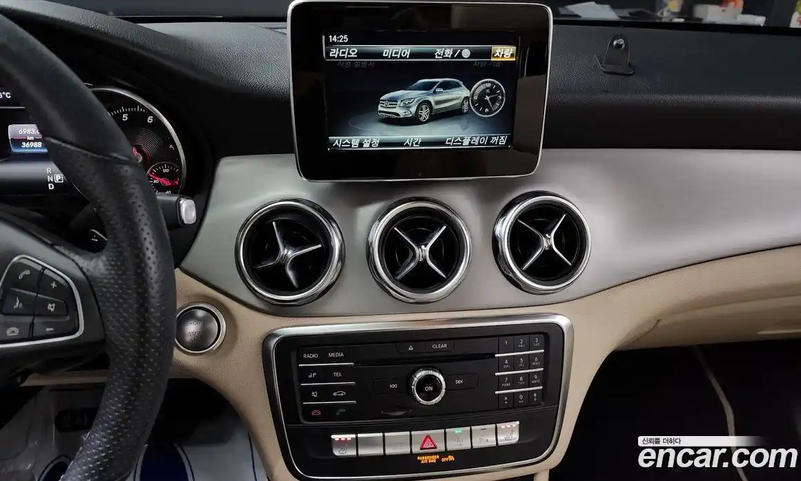 Mercedes-Benz GLA-Class 2019 2.0 гидро в Москве № 138715, фото 14