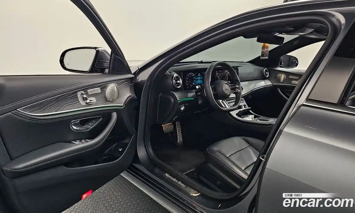 Mercedes-Benz E-Class 2022 2.0 гидро в Москве № 140230, фото 10