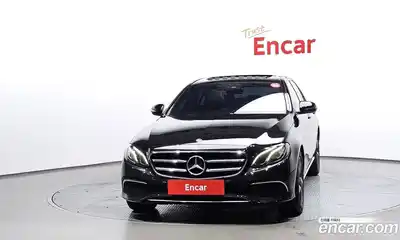Mercedes-Benz E-Class 2019 2.0 гидро в Москве, миниатюра 3
