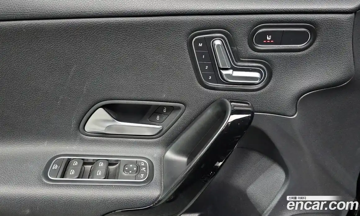 Mercedes-Benz A-Class 2020 2.0 гидро в Москве № 143698, фото 18
