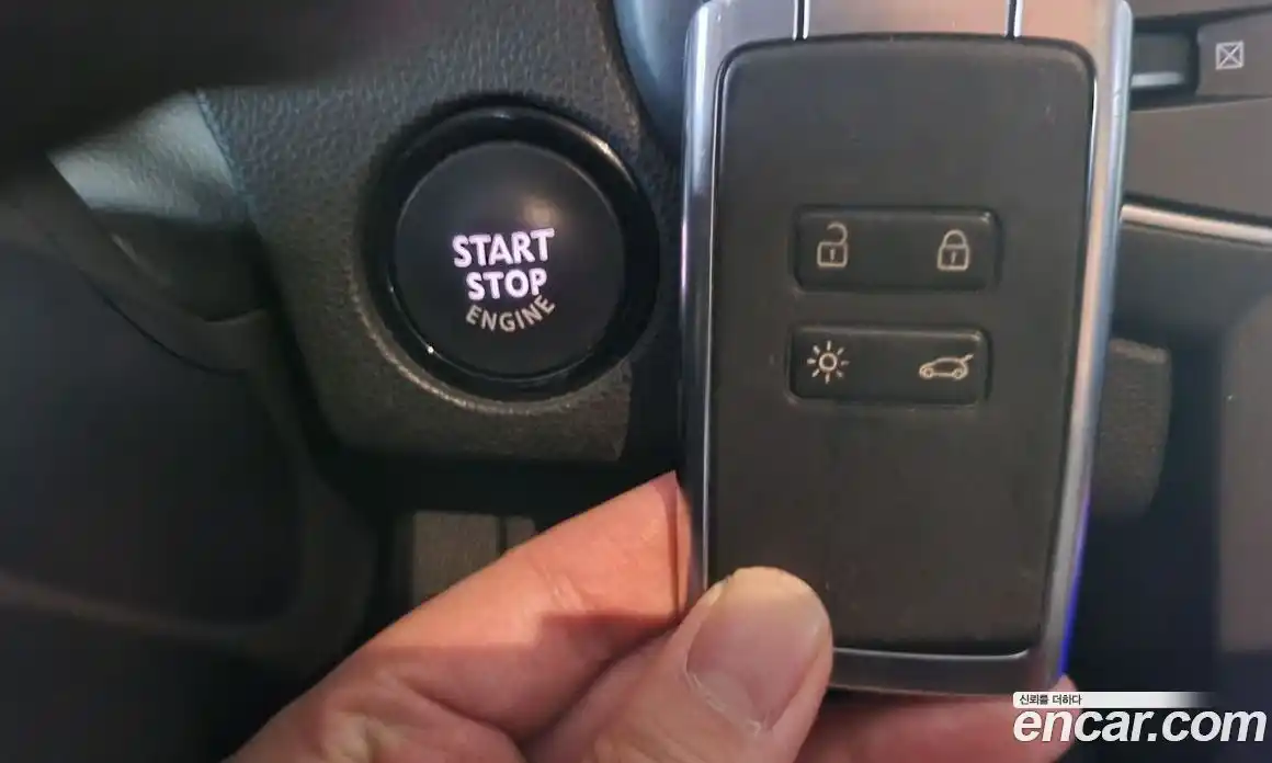 Renault SM6 2019 2.0 Автомат в Москве № 153080, фото 15