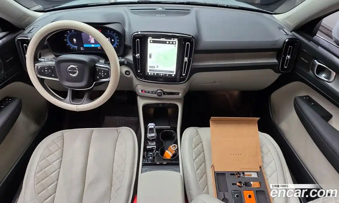 Volvo XC40 2024 2.0 гидро в Москве № 153760, фото 7