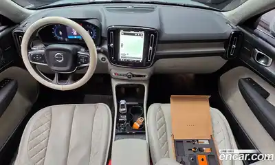 Volvo XC40 2024 2.0 гидро в Москве № 153760, миниатюра 7
