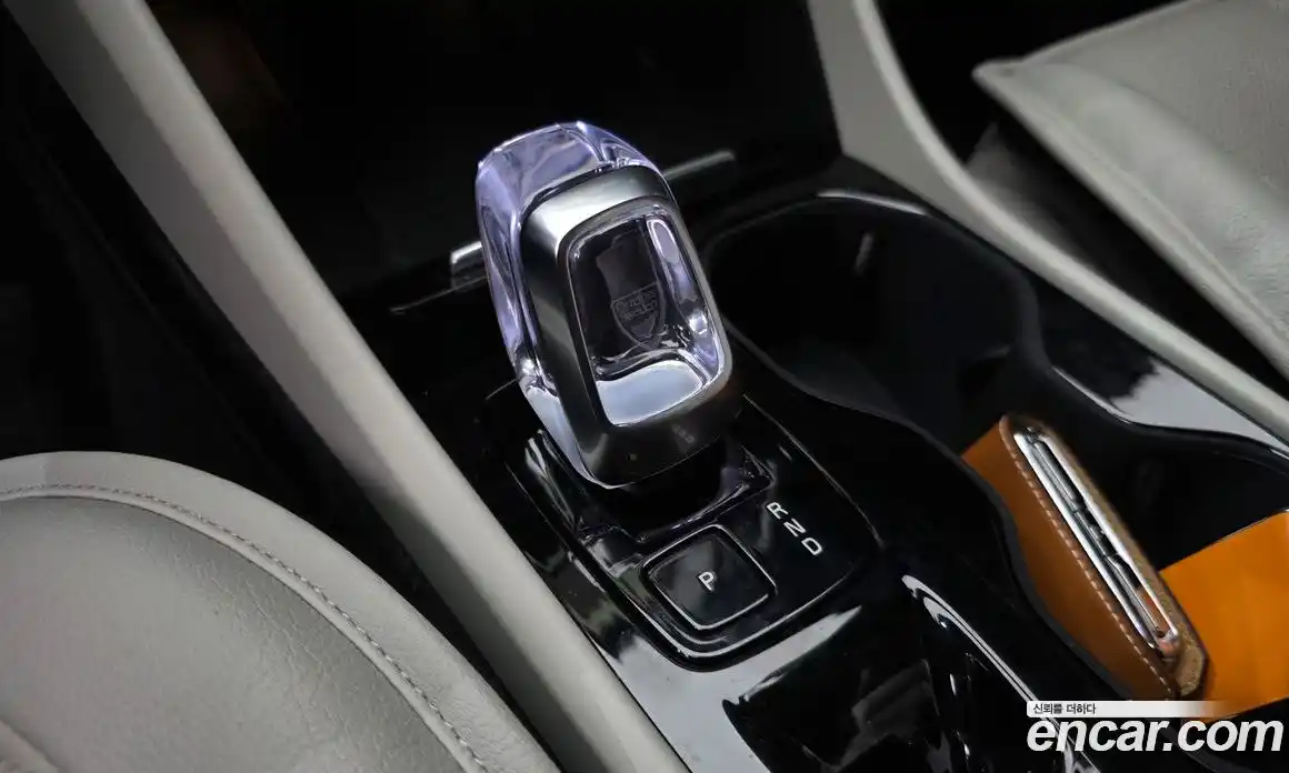 Volvo XC40 2024 2.0 гидро в Москве № 153760, фото 9