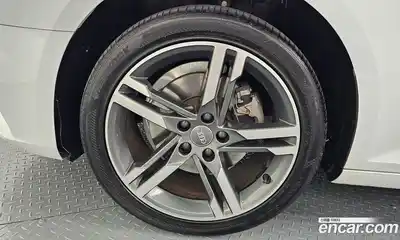 Audi A4 2019 2.0 гидро в Москве № 158018, миниатюра 5