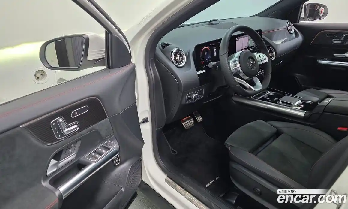 Mercedes-Benz GLA-Class 2021 2.0 гидро в Москве № 160873, фото 12