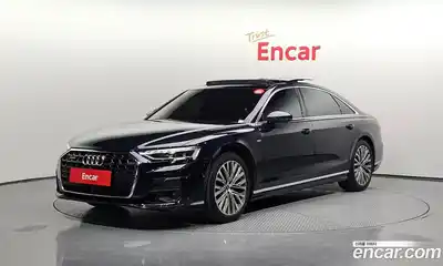 Audi A8, 2022