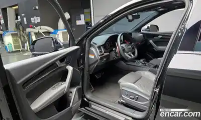 Audi SQ5 2020 3.0 гидро в Москве № 162978, миниатюра 11