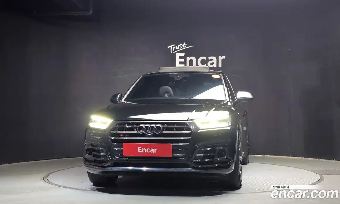 Audi SQ5 2020 3.0 гидро в Москве № 162978, фото 3