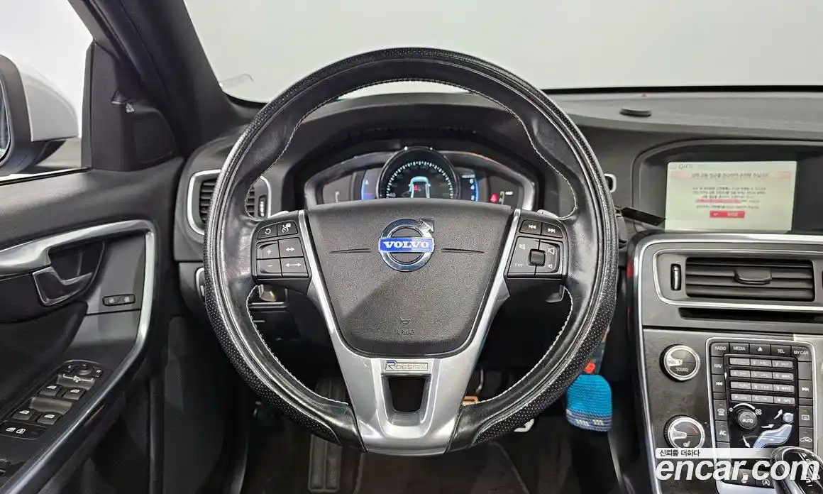 Volvo S60 2014 2.0 гидро в Москве № 164671, фото 13