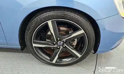 Volvo S60 2014 2.0 гидро в Москве № 164671, миниатюра 5