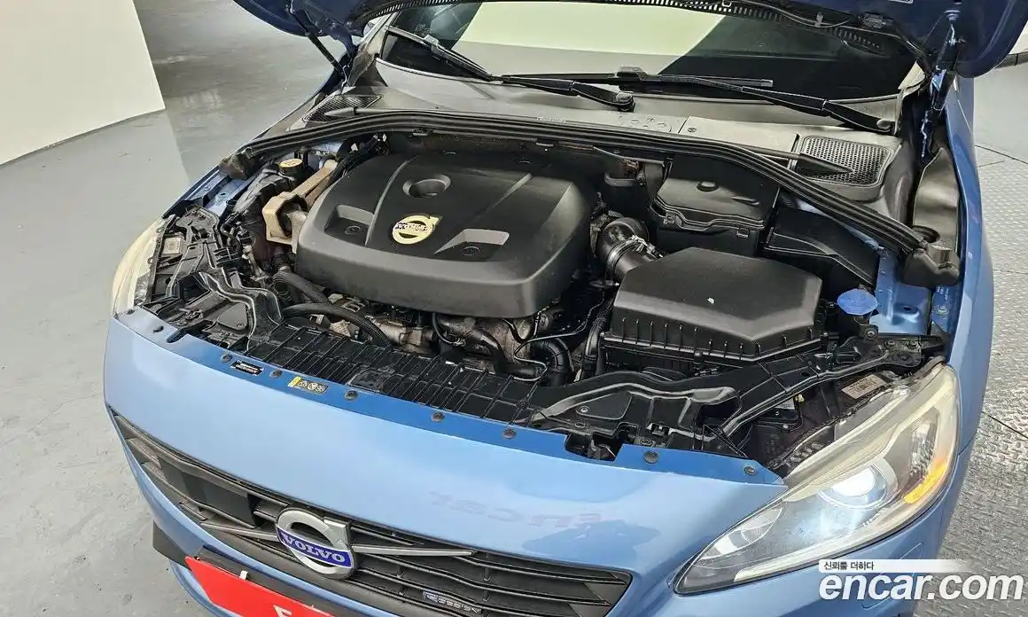 Volvo S60 2014 2.0 гидро в Москве № 164671, фото 6