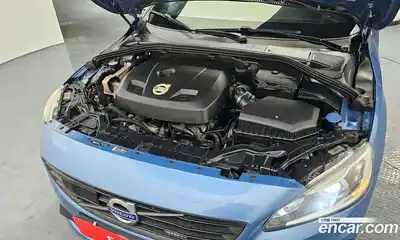 Volvo S60 2014 2.0 гидро в Москве № 164671, миниатюра 6
