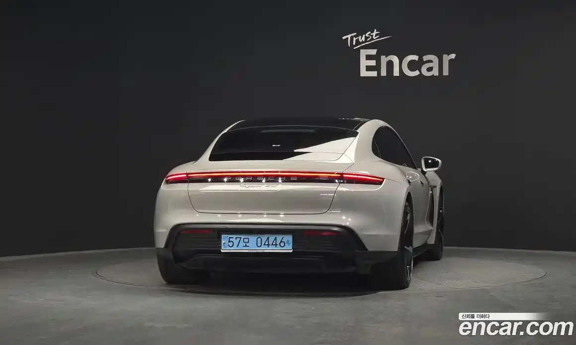Porsche Taycan 2022 0.1 гидро в Москве № 165229, фото 4