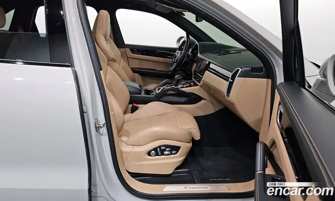 Porsche Cayenne 2021 3.0 гидро в Москве № 165387, фото 11
