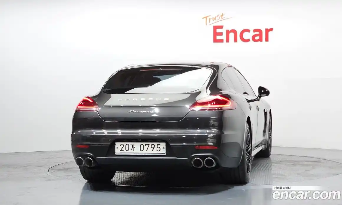 Porsche Panamera 2016 3.6 гидро в Москве № 165648, фото 4