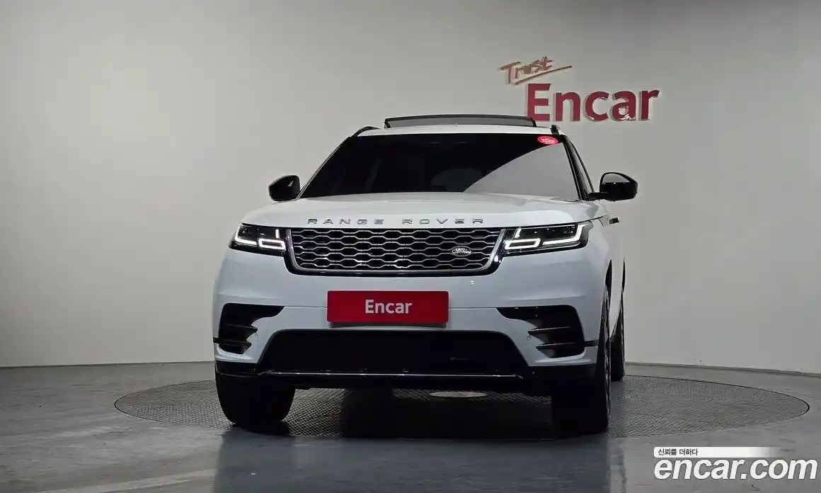 Land Rover Range-Rover Velar 2022 3.0 гидро в Москве № 166066, фото 3