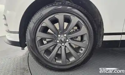Land Rover Range-Rover Velar 2022 3.0 гидро в Москве № 166066, миниатюра 5