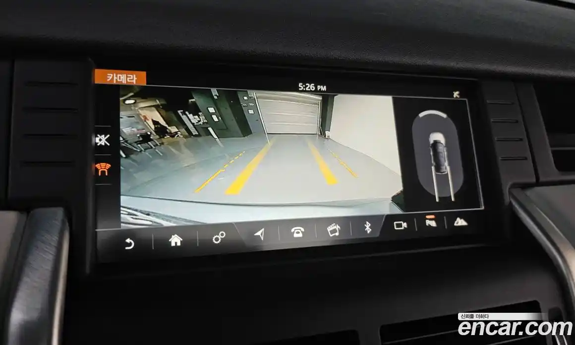 Land Rover Discovery Sport 2017 2.0 гидро в Москве № 166156, фото 15