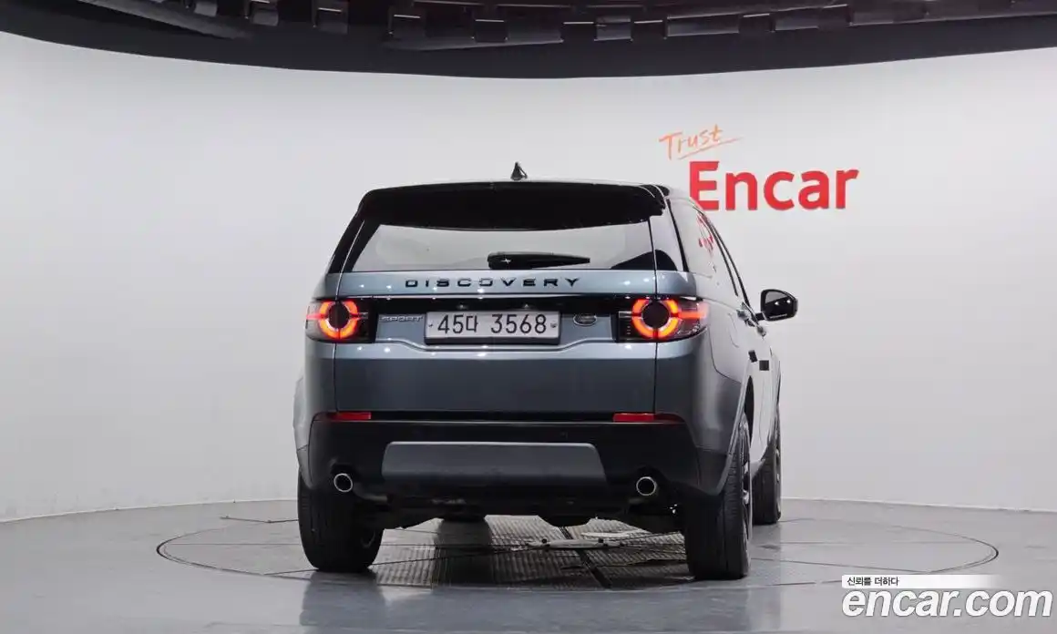Land Rover Discovery Sport 2017 2.0 гидро в Москве № 166156, фото 4