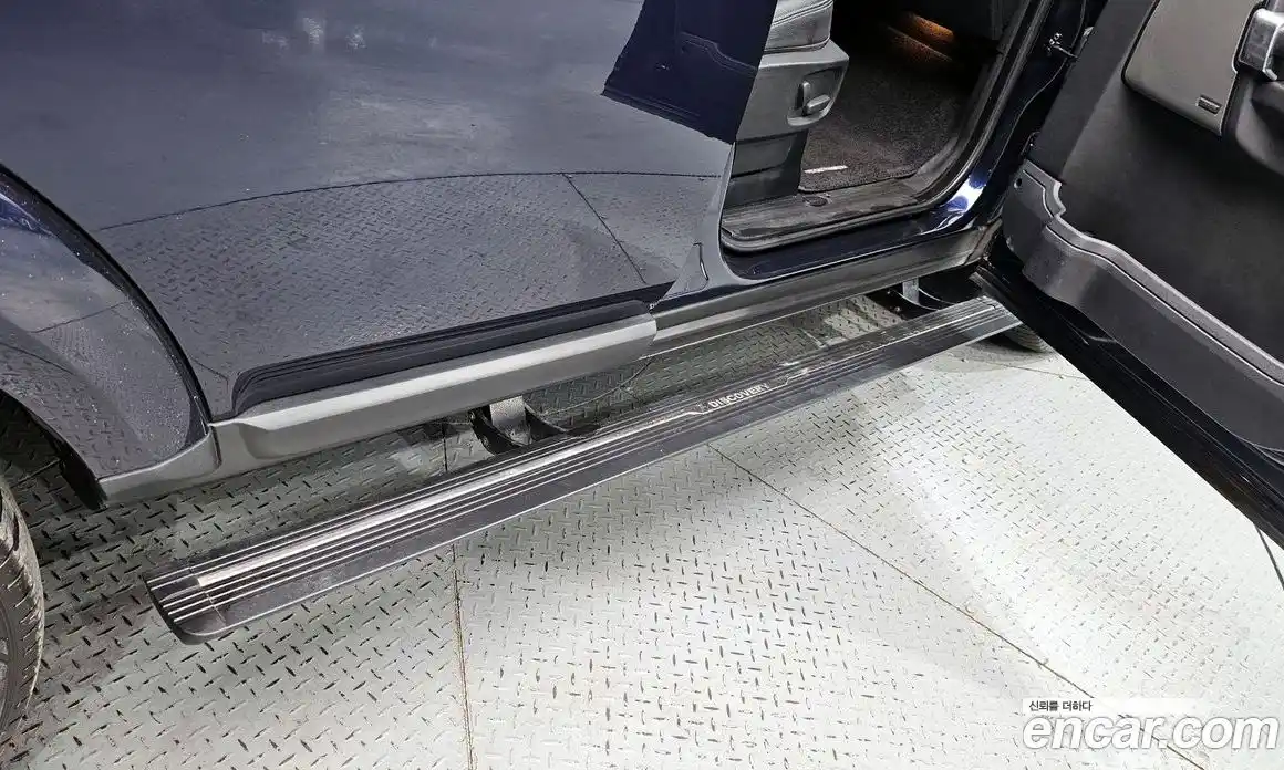 Land Rover Discovery 2016 3.0 гидро в Москве № 166270, фото 18