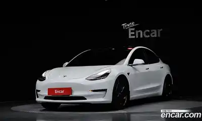 Tesla Model 3, 2020