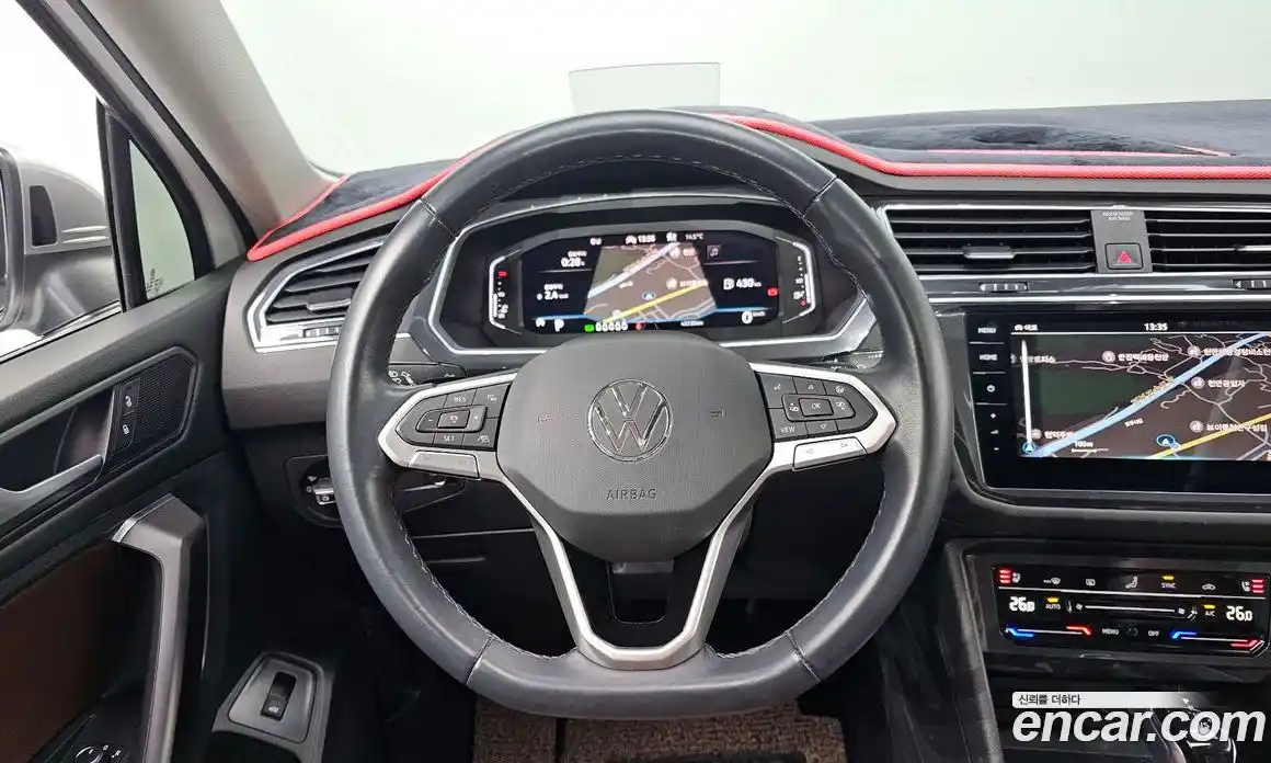 Volkswagen Tiguan 2022 2.0 гидро в Москве № 168644, фото 13