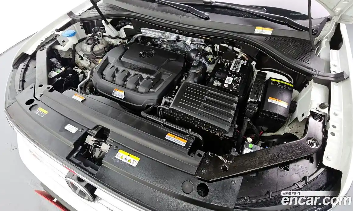 Volkswagen Tiguan 2022 2.0 гидро в Москве № 168644, фото 6