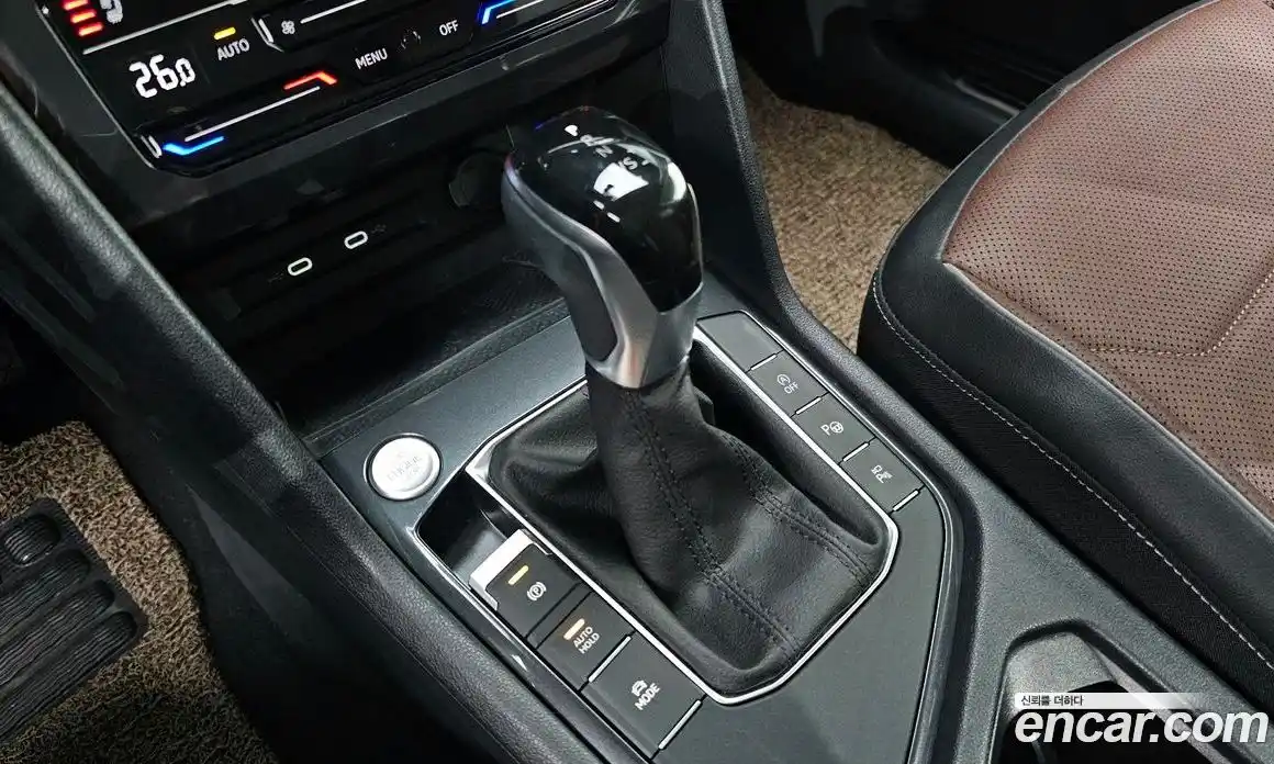 Volkswagen Tiguan 2022 2.0 гидро в Москве № 168644, фото 9