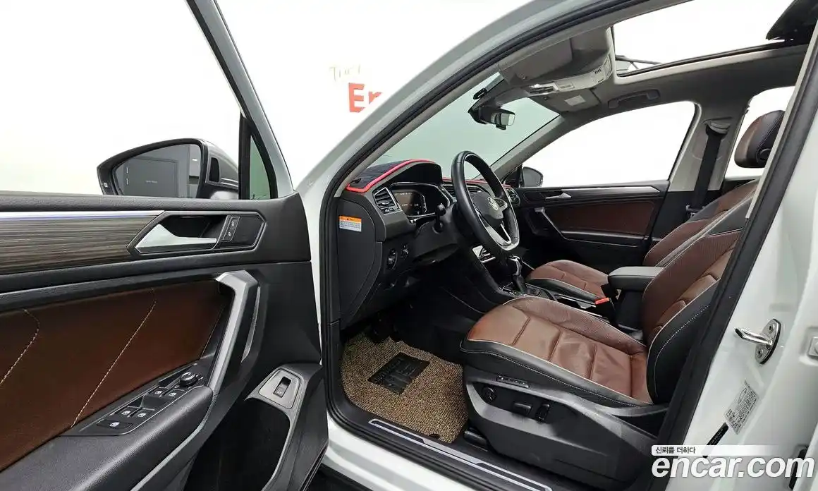 Volkswagen Tiguan 2022 2.0 гидро в Москве № 168644, фото 10