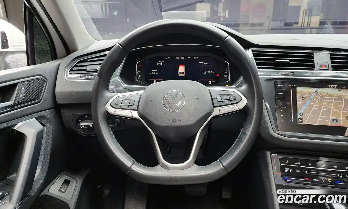 Volkswagen Tiguan 2023 2.0 гидро в Москве № 168680, фото 14
