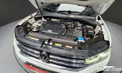 Volkswagen Tiguan 2023 2.0 гидро в Москве № 168680, миниатюра 6