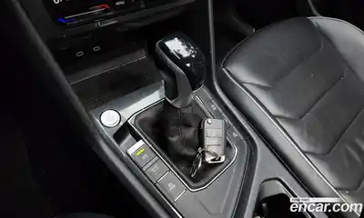 Volkswagen Tiguan 2023 2.0 гидро в Москве № 168680, миниатюра 9