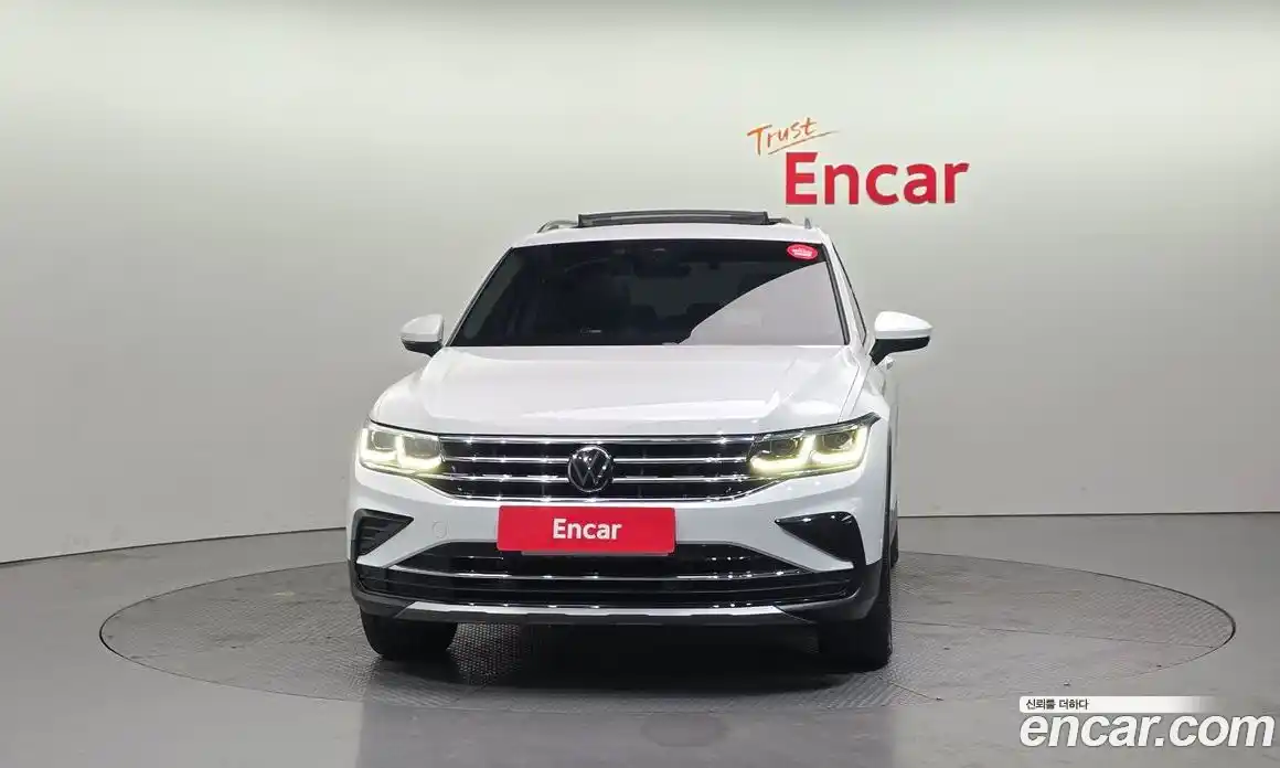 Volkswagen Tiguan 2022 2.0 гидро в Москве № 168741, фото 3