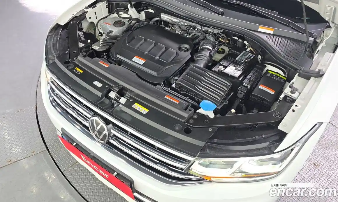 Volkswagen Tiguan 2022 2.0 гидро в Москве № 168741, фото 6