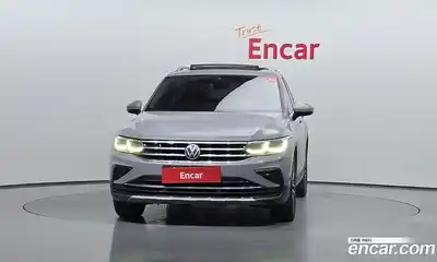 Volkswagen Tiguan 2022 2.0 гидро в Москве № 168782, миниатюра 3