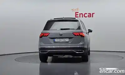 Volkswagen Tiguan 2022 2.0 гидро в Москве № 168782, миниатюра 4