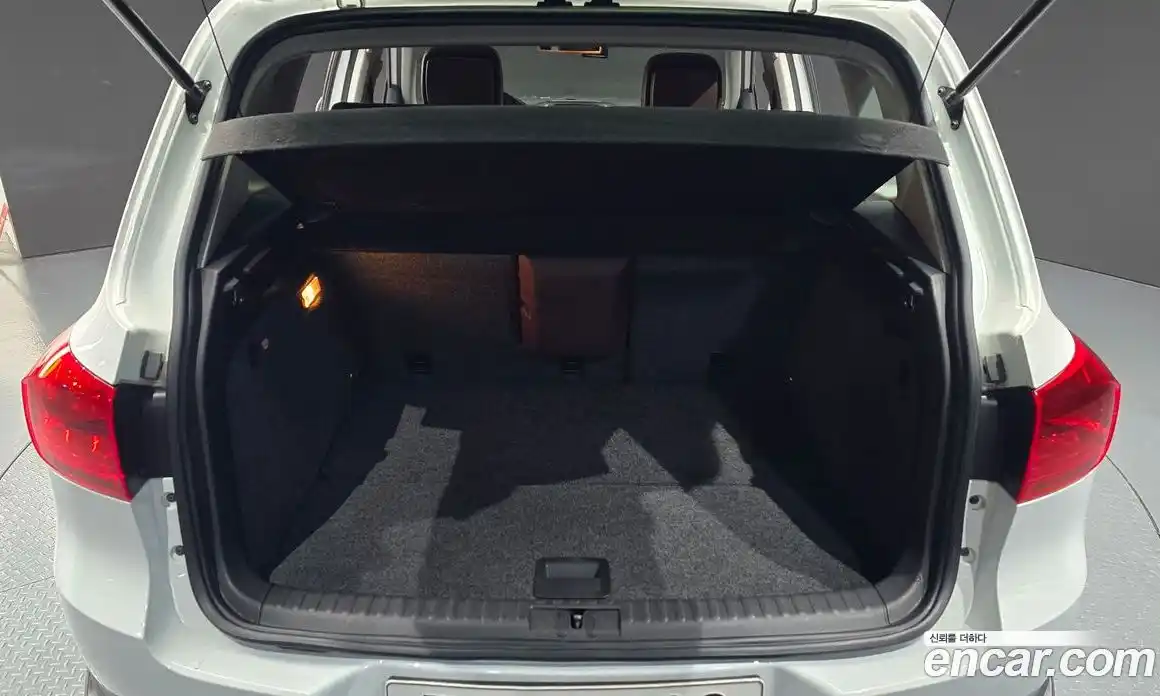Volkswagen Tiguan 2014 2.0 гидро в Москве № 169114, фото 19