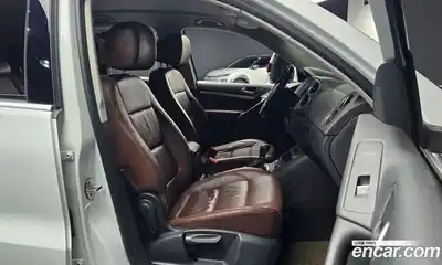 Volkswagen Tiguan 2014 2.0 гидро в Москве № 169114, миниатюра 10