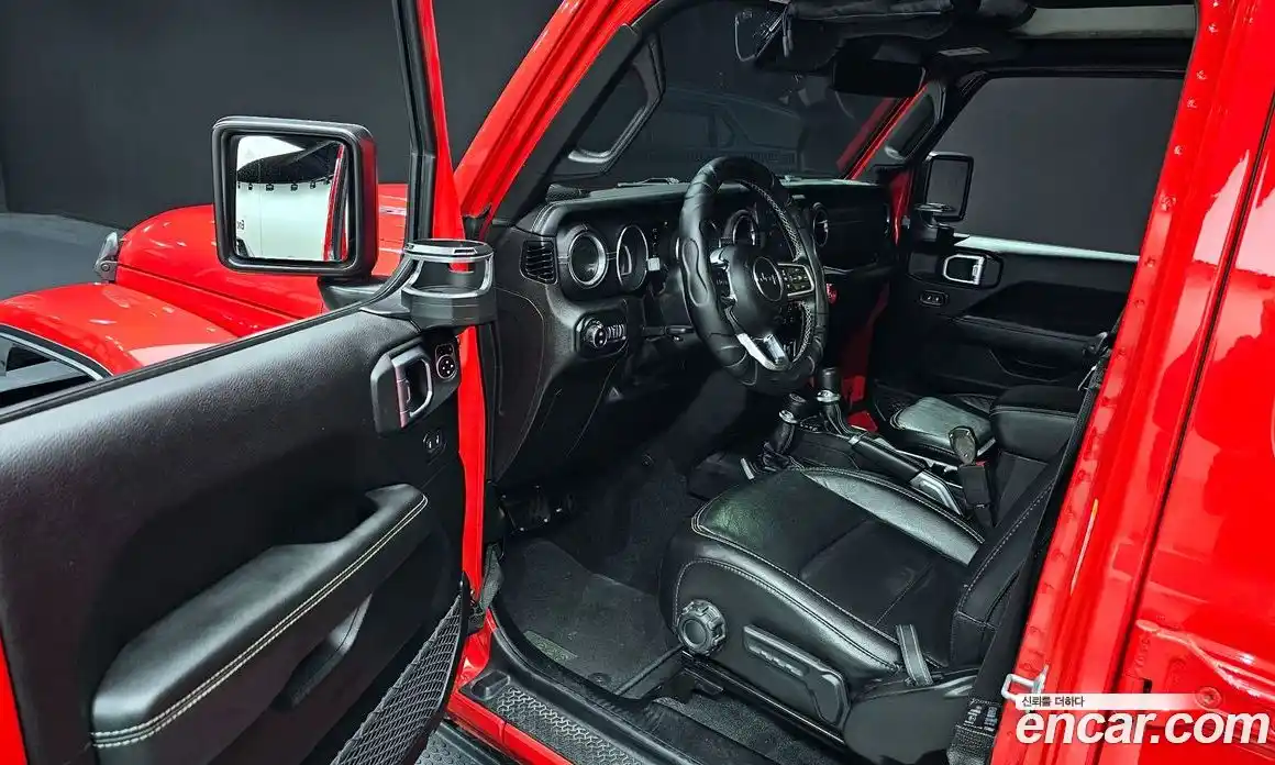 Jeep Wrangler 2019 2.0 гидро в Москве № 169697, фото 11