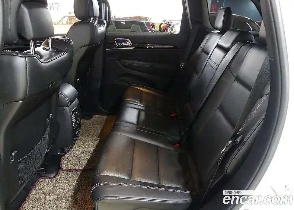 Jeep Cherokee 2017 3.0 гидро в Москве № 169739, фото 19