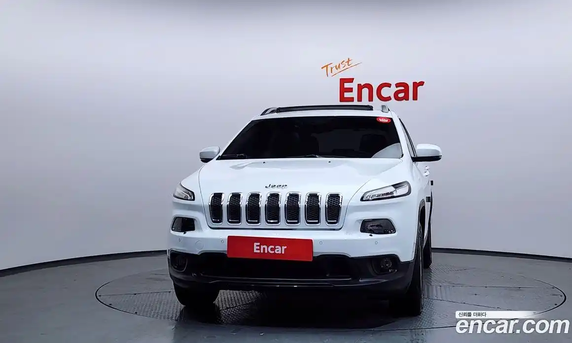 Jeep Cherokee 2017 2.4 гидро в Москве № 169757, фото 3