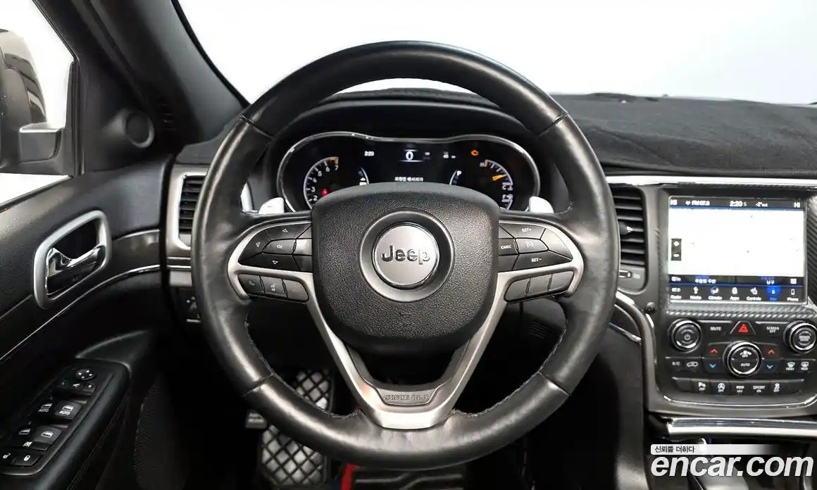 Jeep Cherokee 2018 3.6 гидро в Москве № 169785, фото 13